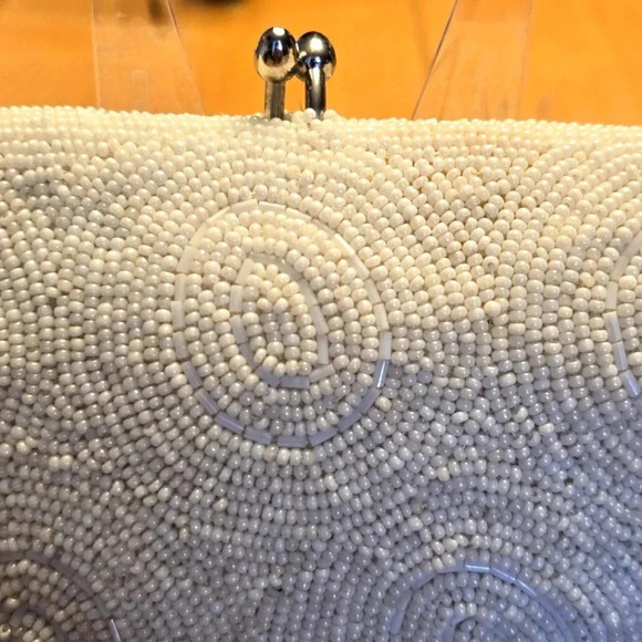 Vintage beaded clutch - Picture 2 of 7